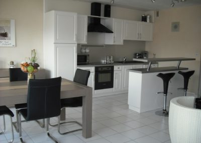 interior-furniture-172705_1920